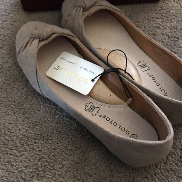 Women’s Suede Tan Flats size 6 - Picture 5 of 6